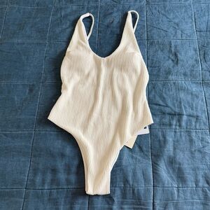Commence White  One Piece Swimsuit Size Medium